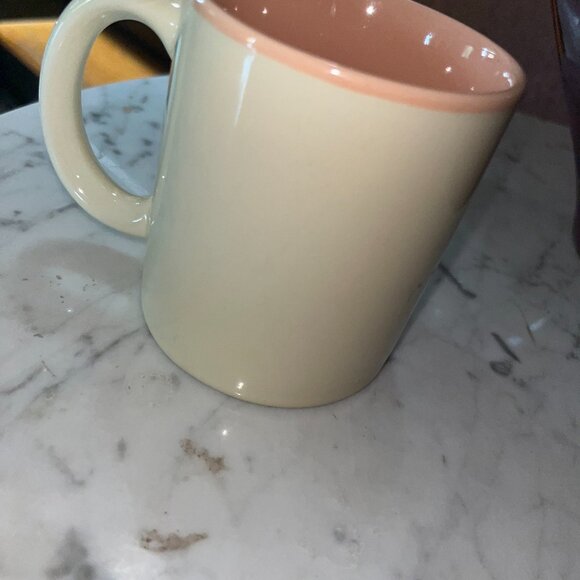 Vintage Floral Mug with Peach Interior - Picture 2 of 4